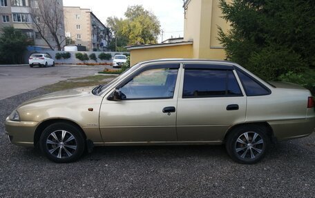 Daewoo Nexia I рестайлинг, 2008 год, 250 000 рублей, 4 фотография