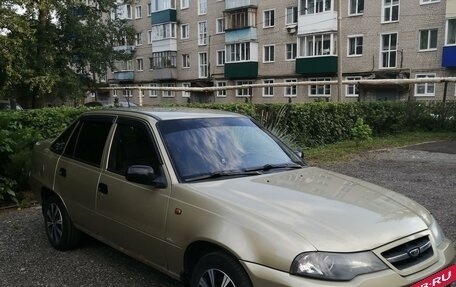 Daewoo Nexia I рестайлинг, 2008 год, 250 000 рублей, 3 фотография