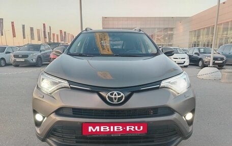 Toyota RAV4, 2018 год, 2 600 000 рублей, 2 фотография