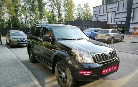 Toyota Land Cruiser Prado 120 рестайлинг, 2008 год, 2 600 000 рублей, 3 фотография