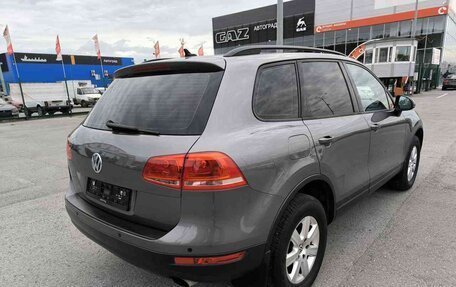 Volkswagen Touareg III, 2011 год, 1 989 995 рублей, 7 фотография