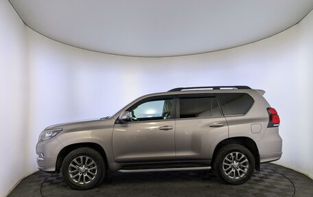 Toyota Land Cruiser Prado 150 рестайлинг 2, 2018 год, 4 586 000 рублей, 8 фотография