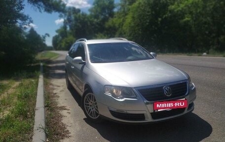 Volkswagen Passat B6, 2007 год, 875 000 рублей, 2 фотография