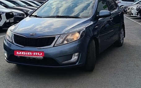 KIA Rio III рестайлинг, 2013 год, 990 000 рублей, 3 фотография