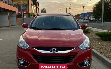 Hyundai ix35 I рестайлинг, 2012 год, 1 790 000 рублей, 2 фотография