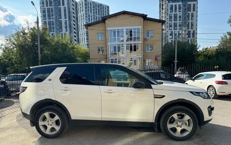 Land Rover Discovery Sport I рестайлинг, 2017 год, 2 150 000 рублей, 4 фотография