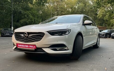 Opel Insignia II рестайлинг, 2018 год, 1 800 000 рублей, 2 фотография