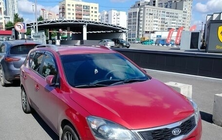 KIA cee'd I рестайлинг, 2011 год, 980 000 рублей, 2 фотография