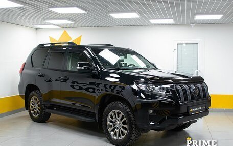 Toyota Land Cruiser Prado 150 рестайлинг 2, 2020 год, 7 199 000 рублей, 3 фотография