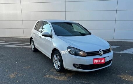 Volkswagen Golf VI, 2009 год, 900 000 рублей, 3 фотография