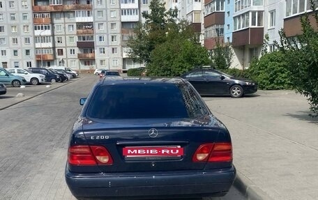 Mercedes-Benz E-Класс, 1997 год, 270 000 рублей, 6 фотография