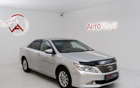 Toyota Camry, 2012 год, 2 035 000 рублей, 2 фотография