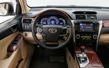 Toyota Camry, 2012 год, 2 035 000 рублей, 15 фотография