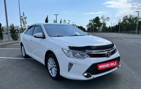 Toyota Camry, 2015 год, 2 450 000 рублей, 14 фотография