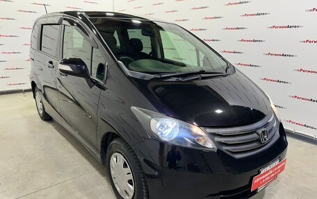 Honda Freed I, 2011 год, 1 170 000 рублей, 2 фотография