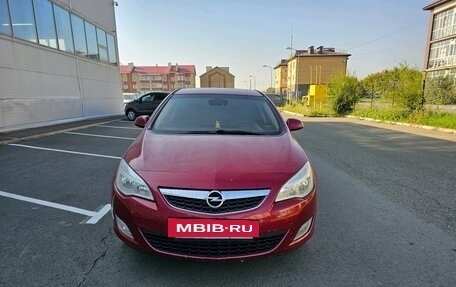 Opel Astra J, 2011 год, 799 000 рублей, 8 фотография