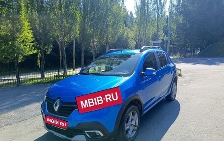 Renault Sandero II рестайлинг, 2019 год, 1 280 000 рублей, 1 фотография