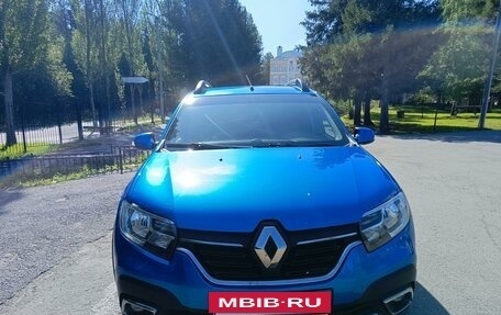 Renault Sandero II рестайлинг, 2019 год, 1 280 000 рублей, 2 фотография