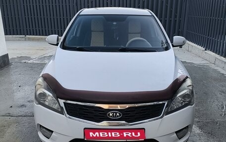 KIA cee'd I рестайлинг, 2011 год, 885 000 рублей, 1 фотография