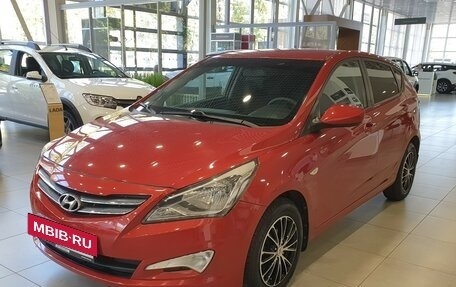 Hyundai Solaris II рестайлинг, 2015 год, 1 100 000 рублей, 7 фотография