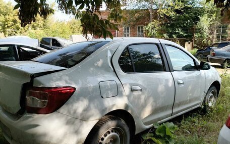 Renault Logan II, 2014 год, 300 000 рублей, 3 фотография