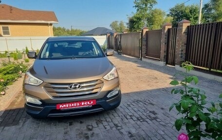 Hyundai Santa Fe III рестайлинг, 2013 год, 1 450 000 рублей, 2 фотография