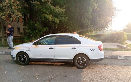 Skoda Rapid I, 2016 год, 685 000 рублей, 5 фотография