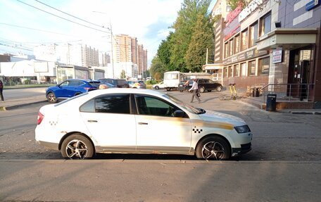 Skoda Rapid I, 2016 год, 685 000 рублей, 3 фотография