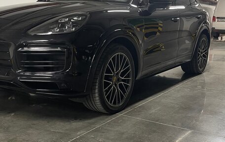 Porsche Cayenne III, 2020 год, 9 999 999 рублей, 4 фотография