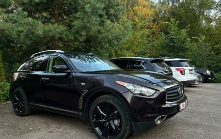 Infiniti QX70, 2015 год, 1 990 000 рублей, 3 фотография