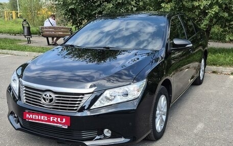 Toyota Camry, 2013 год, 1 850 000 рублей, 2 фотография