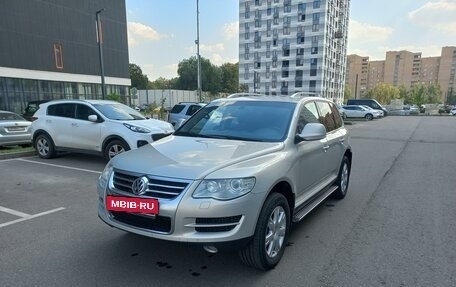 Volkswagen Touareg III, 2010 год, 1 899 000 рублей, 1 фотография