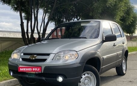 Chevrolet Niva I рестайлинг, 2013 год, 535 000 рублей, 1 фотография