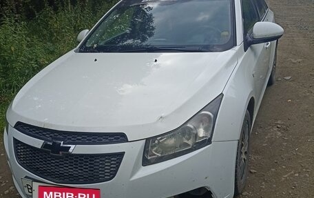 Chevrolet Cruze II, 2012 год, 680 000 рублей, 2 фотография