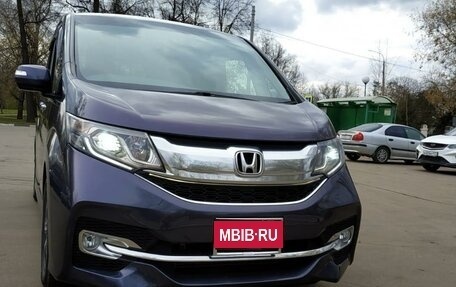 Honda Stepwgn IV, 2015 год, 2 530 000 рублей, 1 фотография