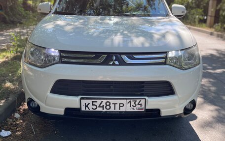 Mitsubishi Outlander III рестайлинг 3, 2012 год, 1 444 444 рублей, 1 фотография