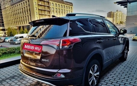 Toyota RAV4, 2016 год, 2 399 000 рублей, 4 фотография