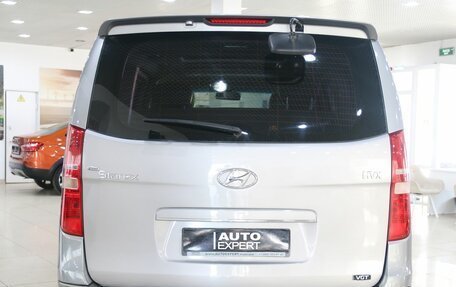 Hyundai Grand Starex Grand Starex I рестайлинг 2, 2012 год, 1 549 000 рублей, 15 фотография