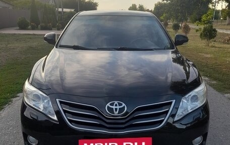 Toyota Camry, 2011 год, 1 590 000 рублей, 2 фотография