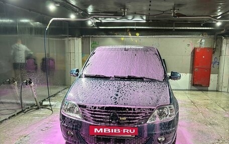 Renault Logan I, 2010 год, 700 000 рублей, 3 фотография