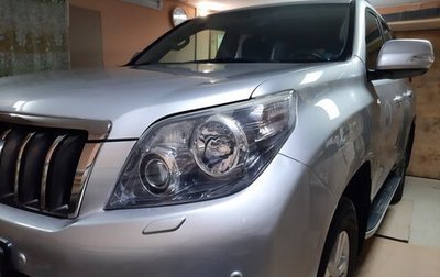 Toyota Land Cruiser Prado 150 рестайлинг 2, 2011 год, 3 200 000 рублей, 1 фотография