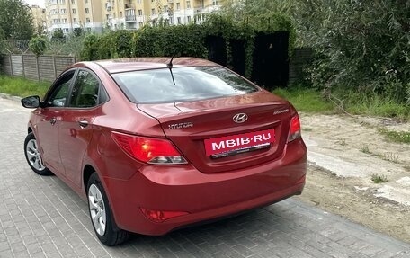 Hyundai Solaris II рестайлинг, 2015 год, 979 000 рублей, 4 фотография