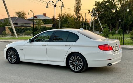 BMW 5 серия, 2011 год, 2 200 000 рублей, 12 фотография