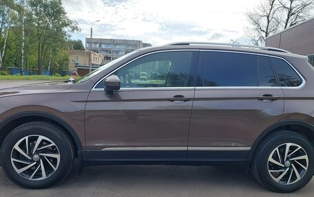 Volkswagen Tiguan II, 2018 год, 2 730 000 рублей, 8 фотография