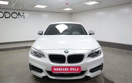 BMW 2 серия F22, 2015 год, 3 950 000 рублей, 3 фотография