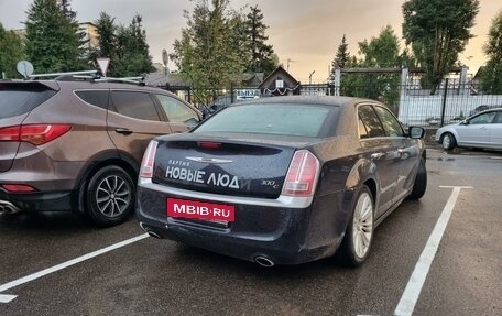 Chrysler 300C II, 2012 год, 1 350 000 рублей, 5 фотография