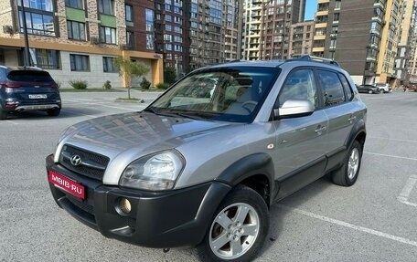 Hyundai Tucson III, 2006 год, 1 050 000 рублей, 1 фотография