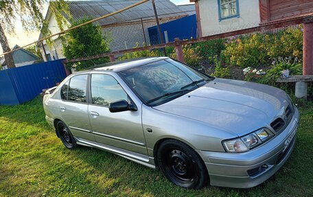 Nissan Primera II рестайлинг, 1998 год, 280 000 рублей, 1 фотография