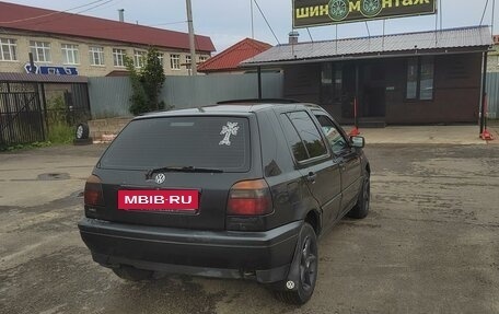 Volkswagen Golf III, 1997 год, 145 000 рублей, 2 фотография