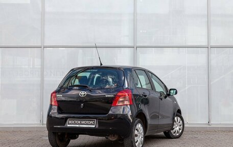 Toyota Yaris III рестайлинг, 2007 год, 819 000 рублей, 2 фотография